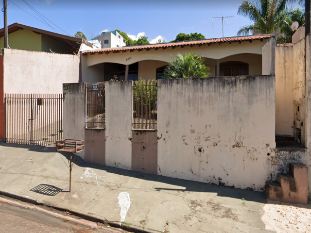 Casa para Venda em Arapongas - 2