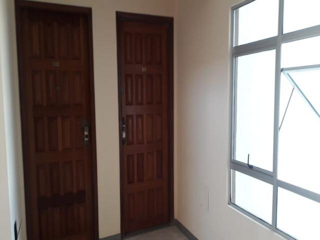 #321 - Apartamento para Venda em Arapongas - PR