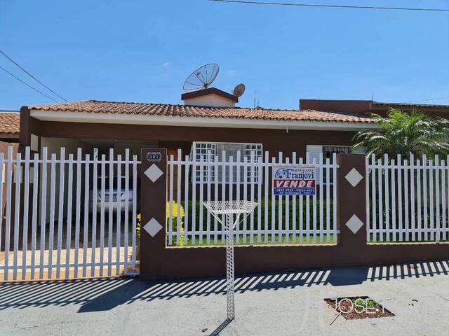 Casa para Venda em Arapongas - 2