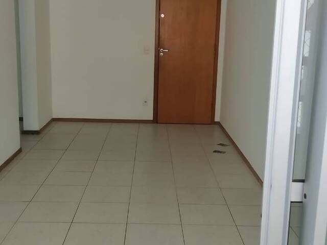 Apartamento para Venda em Londrina - 4