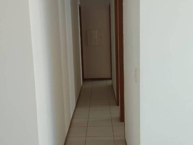 Apartamento para Venda em Londrina - 5
