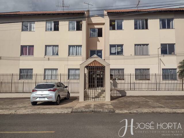 #503 - Apartamento para Venda em Arapongas - PR