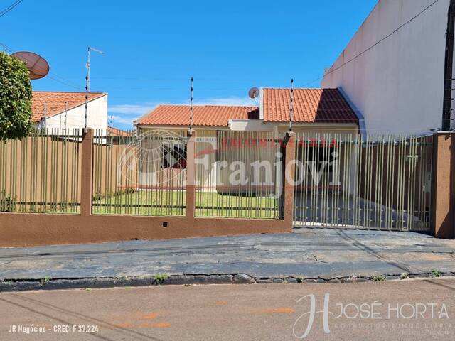 Casa para Venda em Arapongas - 2