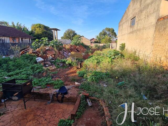 #707 - Salão Comercial para Venda em Arapongas - PR