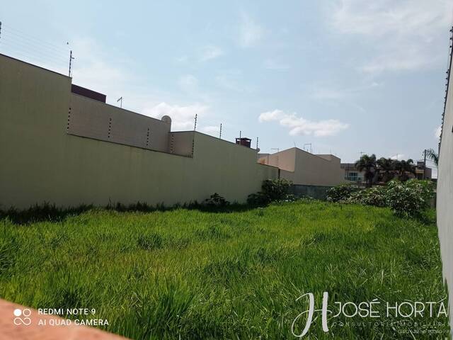 #929 - Terreno para Venda em Arapongas - PR