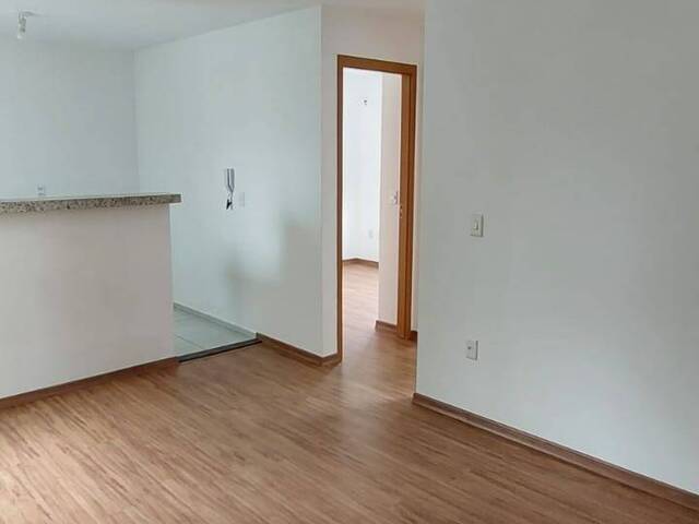 Apartamento para Venda em Arapongas - 2