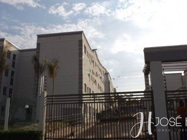 #979 - Apartamento para Venda em Arapongas - PR - 1