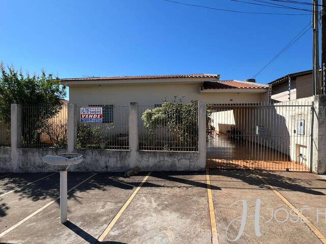 #1060 - Casa para Venda em Arapongas - PR