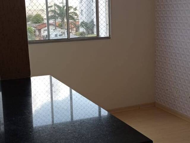 #1072 - Apartamento para Venda em Arapongas - PR