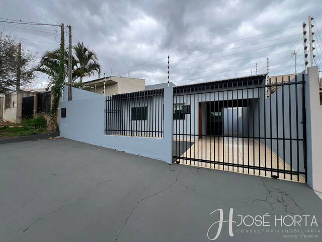 #1071 - Casa para Venda em Arapongas - PR