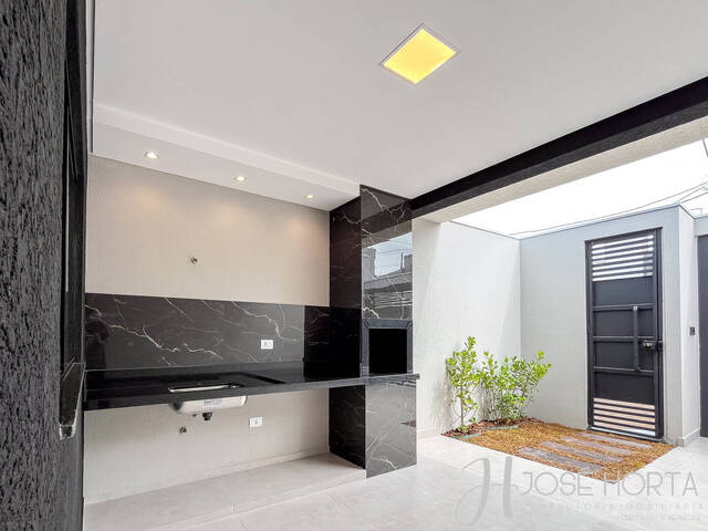 #1177 - Casa para Venda em Arapongas - PR