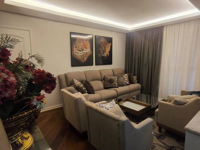 #1210 - Apartamento para Venda em Arapongas - PR