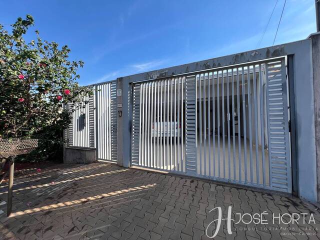 #1214 - Casa para Venda em Arapongas - PR