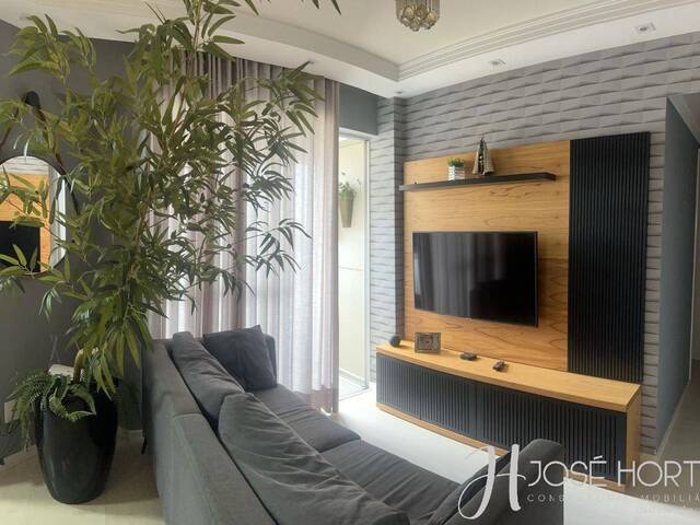 #1221 - Apartamento para Venda em Arapongas - PR