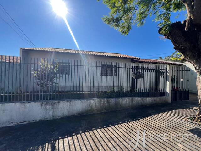 #1222 - Casa para Venda em Arapongas - PR