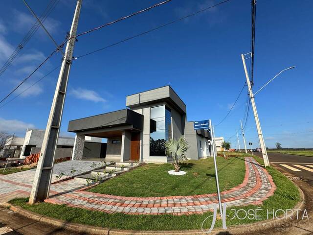 #1227 - Casa para Venda em Arapongas - PR