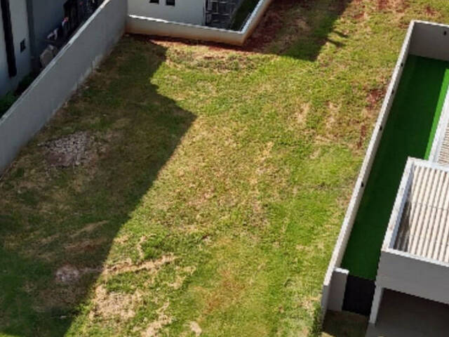 #1231 - Terreno em condomínio para Venda em Arapongas - PR