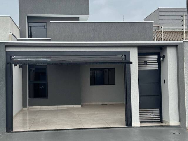 #1235 - Casa para Venda em Arapongas - PR