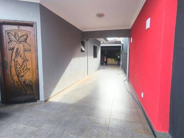 #1240 - Casa para Venda em Arapongas - PR