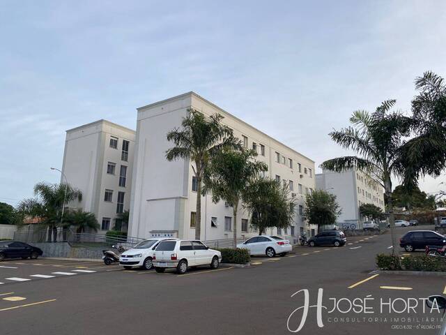 #1244 - Apartamento para Venda em Arapongas - PR