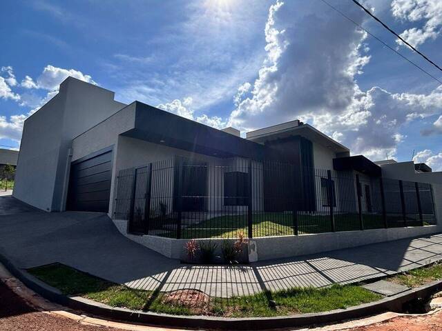 #1245 - Casa para Venda em Arapongas - PR