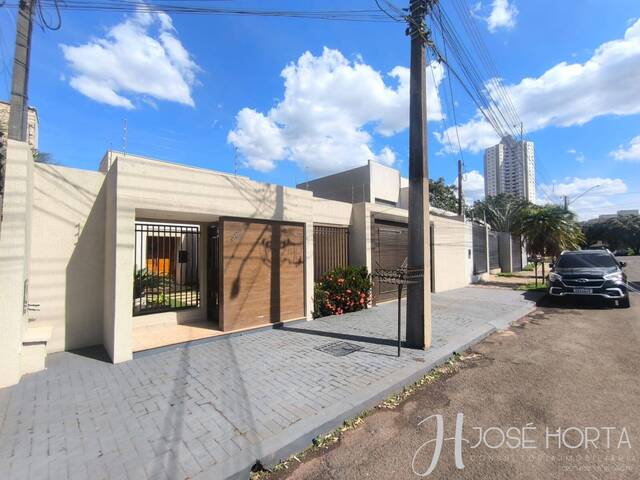 #1252 - Casa para Venda em Arapongas - PR