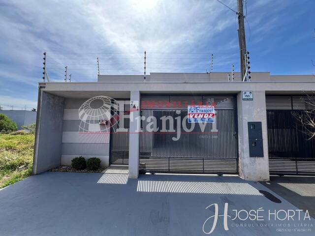 #1253 - Casa para Venda em Arapongas - PR