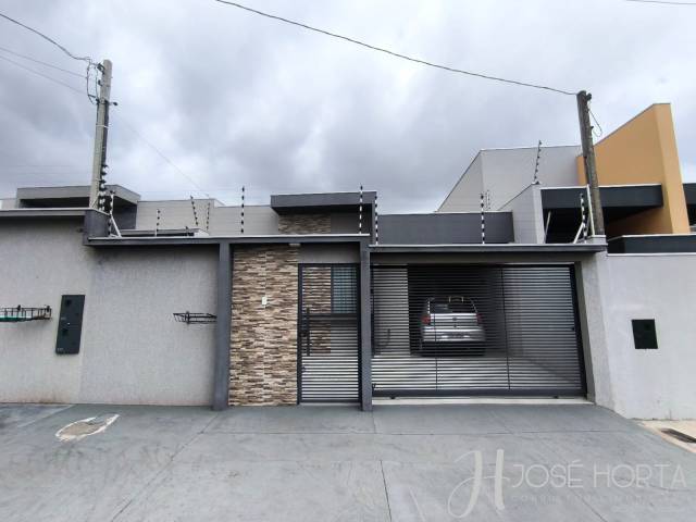 #1262 - Casa para Venda em Arapongas - PR