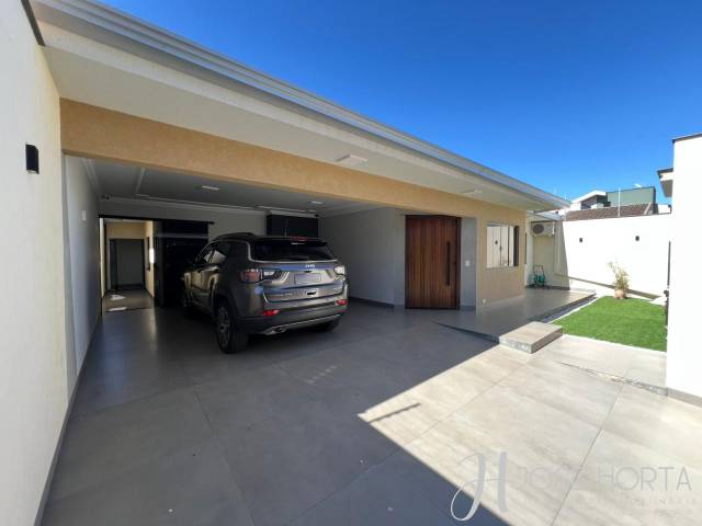 #1264 - Casa para Venda em Arapongas - PR