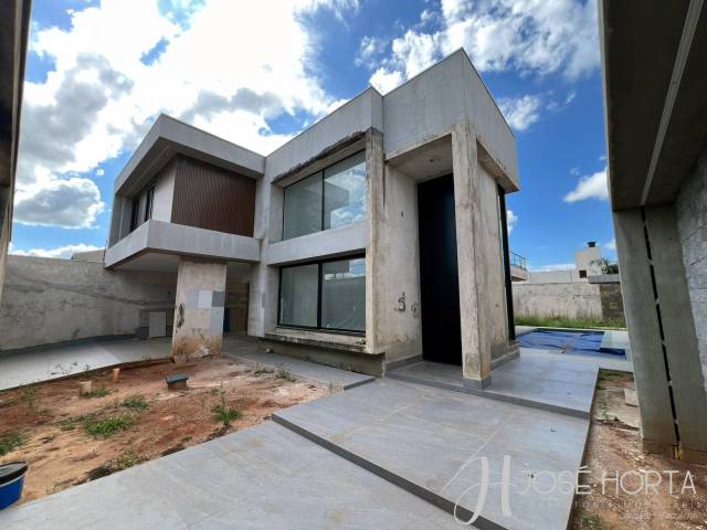 #1265 - Casa para Venda em Arapongas - PR