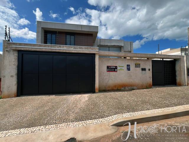 #1265 - Casa para Venda em Arapongas - PR