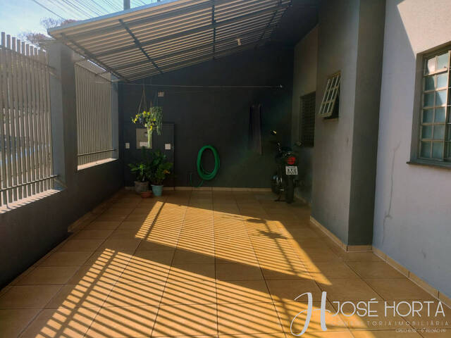 #1269 - Casa para Venda em Arapongas - PR