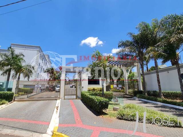 Apartamento para Venda em Arapongas - 2