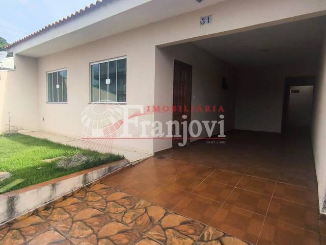 #1280 - Casa para Venda em Arapongas - PR